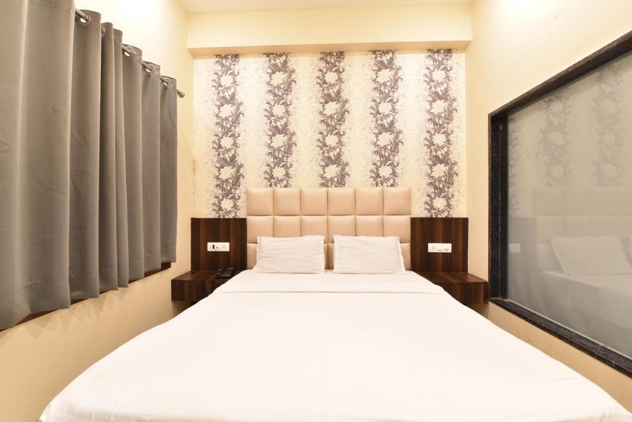 Hotel Dosa Plaza Udaipur Exterior photo