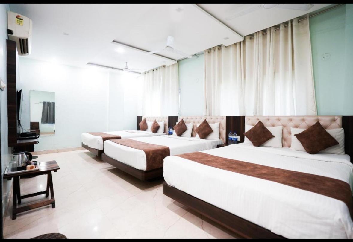 Hotel Dosa Plaza Udaipur Exterior photo